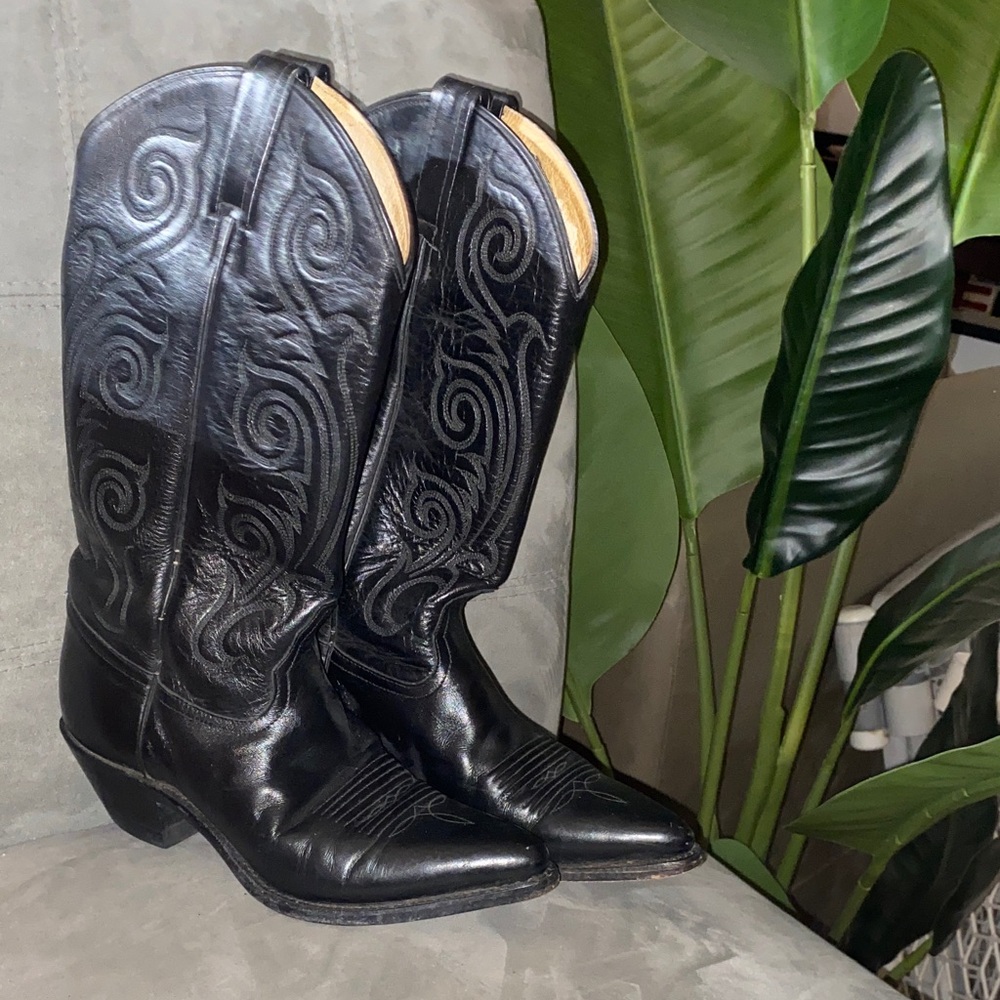 Tony Lama Women's Black Embossed Leather Western Boots